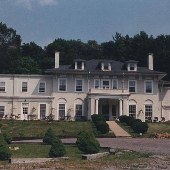 Three Hills Inn