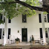 Beauregard Family Farmhouse and Mountain