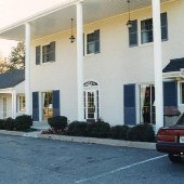 Knight's Inn Motel