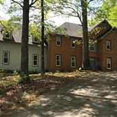 Hartford Oaks