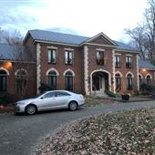 Willoughby Manor