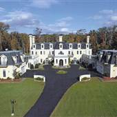 Chateau in Oak Hollow
