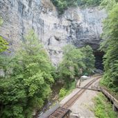 Natural Tunnel State Park