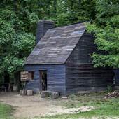 Claude Moore Colonial Farm
