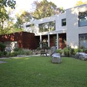 Riverside Drive Modern House