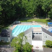 Fox Mill Woods Swim & Tennis Club