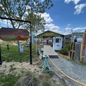 Dockside Restaurant & Tiki Bar