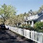 Lexington Road.- Neighborhood