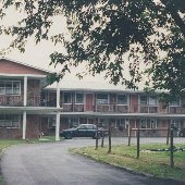 Montvallee Motel