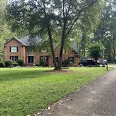 Family home on 3 acres