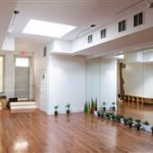 Saadia's Juicebox & Yoga Studio