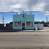 Paul's Place Antiques and Architectural Salvage