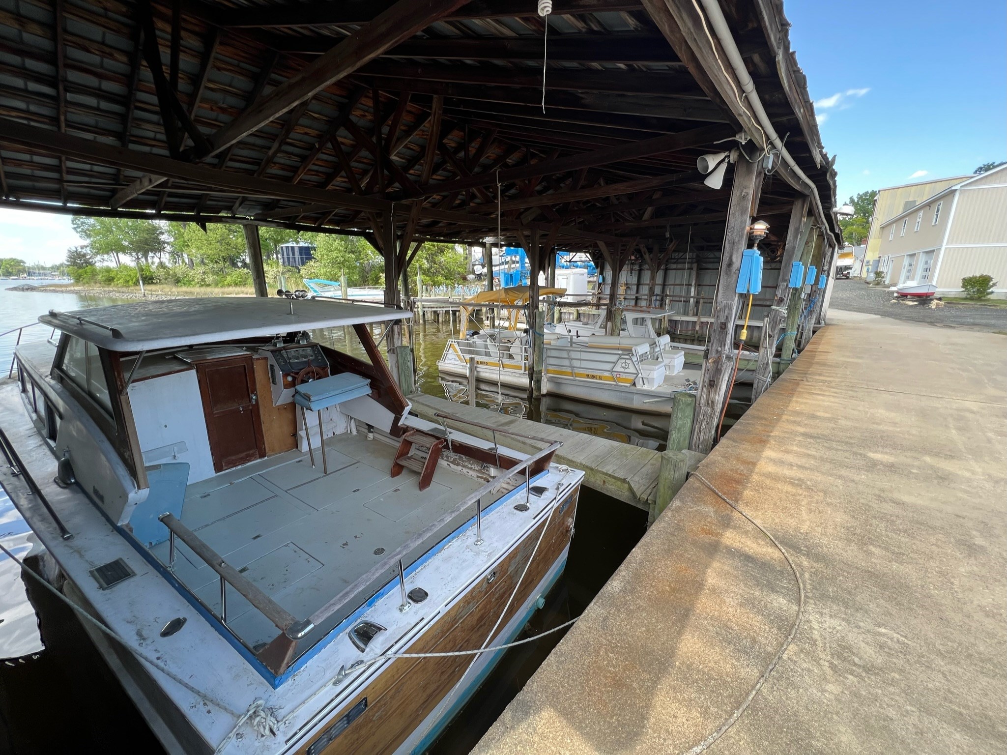 Locations Hub - Monroe Bay Marina