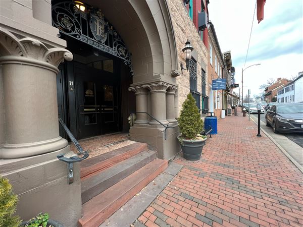 Lightfoot Restaurant