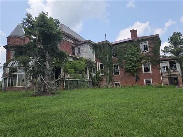 The Dunnington Mansion (8/3/2026 - Credits: Joe Cacciotti)