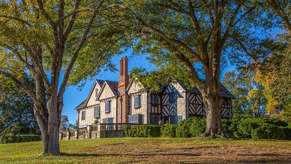Agecroft Hall