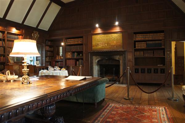 Agecroft Hall